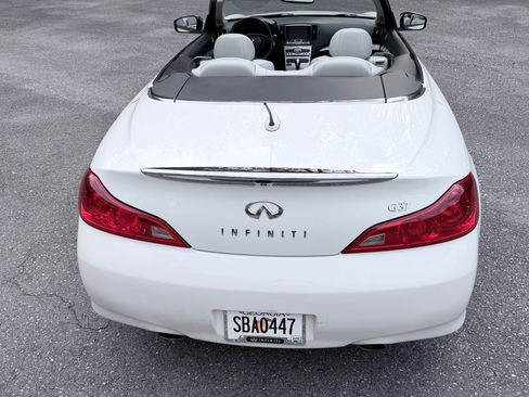 Used 2012 INFINITI G37 Convertible image 29