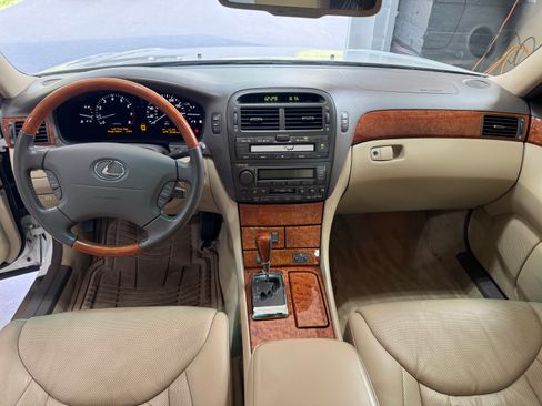 Used 2004 Lexus LS 430 RWD image 14