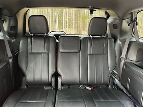 Used 2018 Dodge Grand Caravan GT image 14