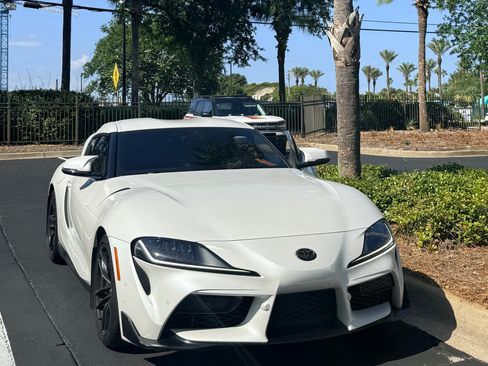 Used 2021 Toyota Supra Premium w/ Driver Assist Package RWD image 29