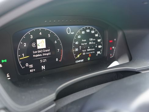 Used 2025 Honda Civic Type R image 16