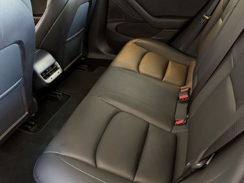 Used 2019 Tesla Model 3 Long Range image 6
