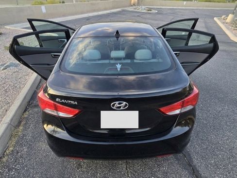 Used 2014 Hyundai Elantra SE w/ Option Group 02 image 14