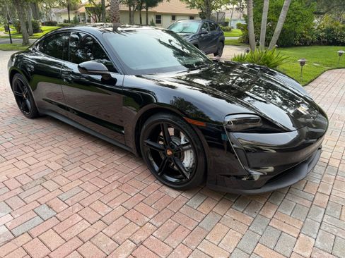 Used 2021 Porsche Taycan 4S AWD/4WD image 2