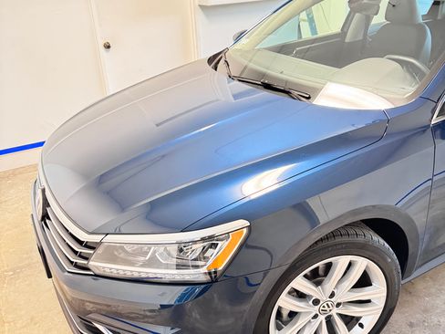 Used 2018 Volkswagen Passat 2.0T SE image 11