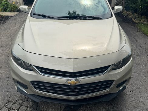Used 2016 Chevrolet Malibu LT FWD image 1