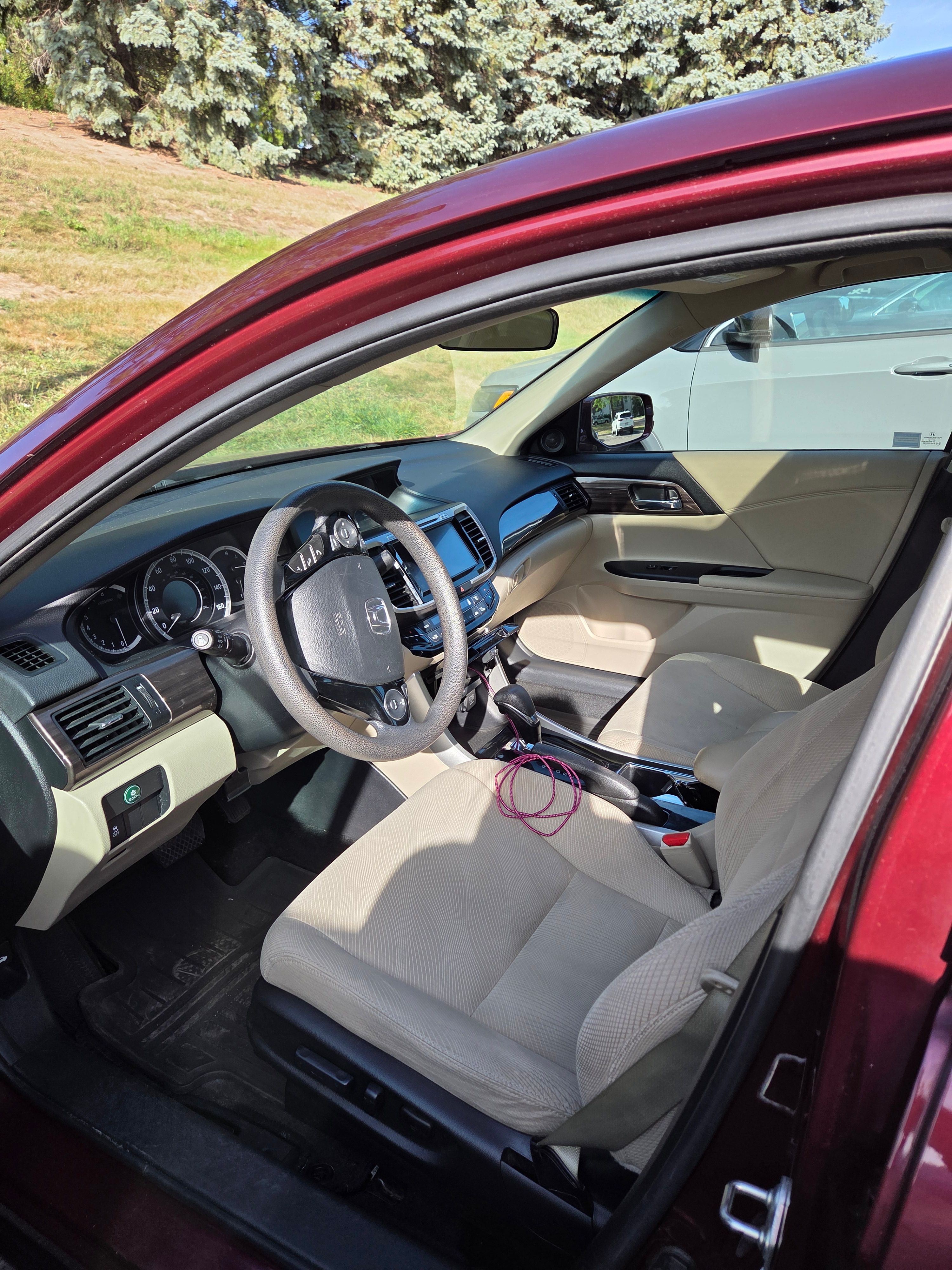 Used 2017 Honda Accord EX image 16
