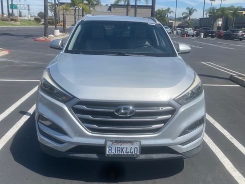 Used 2018 Hyundai Tucson SEL image 5