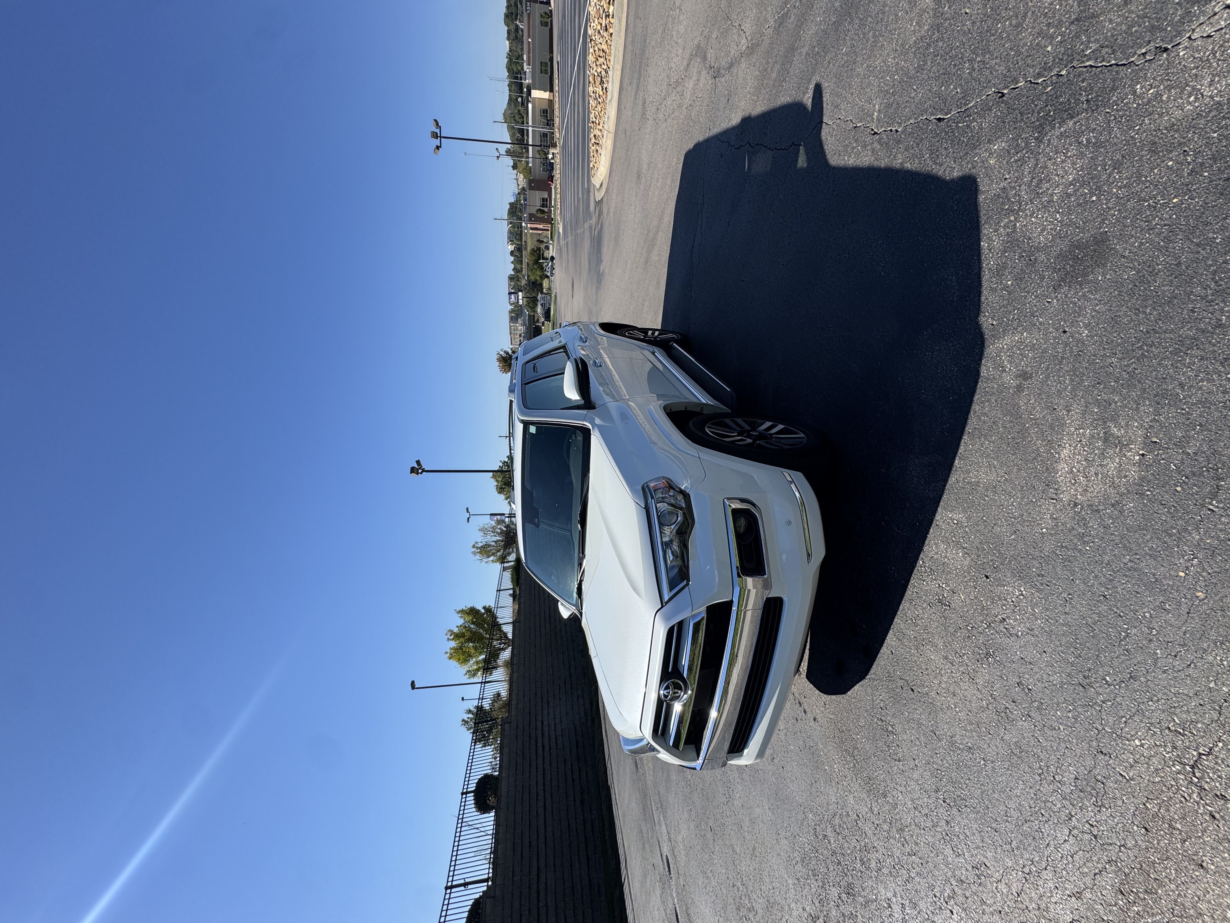 Used 2020 Toyota 4Runner Limited AWD/4WD image 1