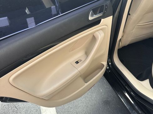 Used 2014 Volkswagen Jetta TDI image 13