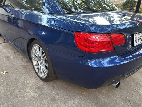 Used 2011 BMW 335i Convertible RWD image 10