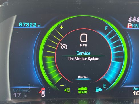 Used 2016 Chevrolet Volt Premier w/ Driver Confidence Package FWD image 4