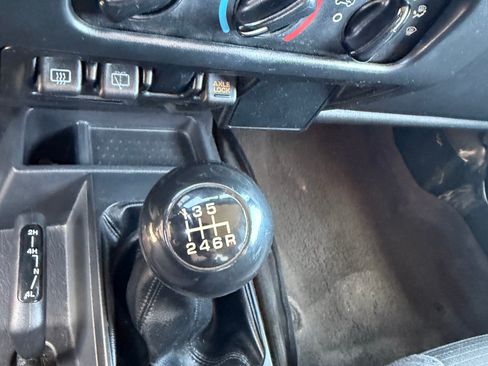 Used 2006 Jeep Wrangler Unlimited Rubicon AWD/4WD image 20