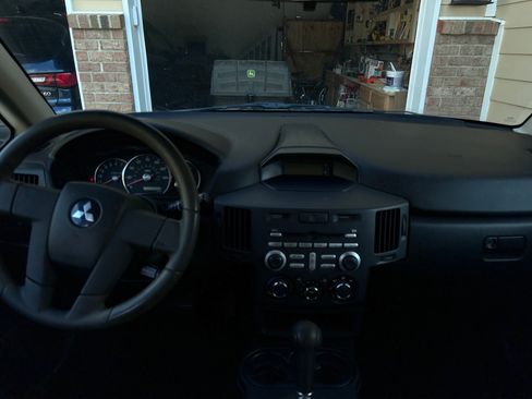 Used 2006 Mitsubishi Endeavor LS FWD image 5