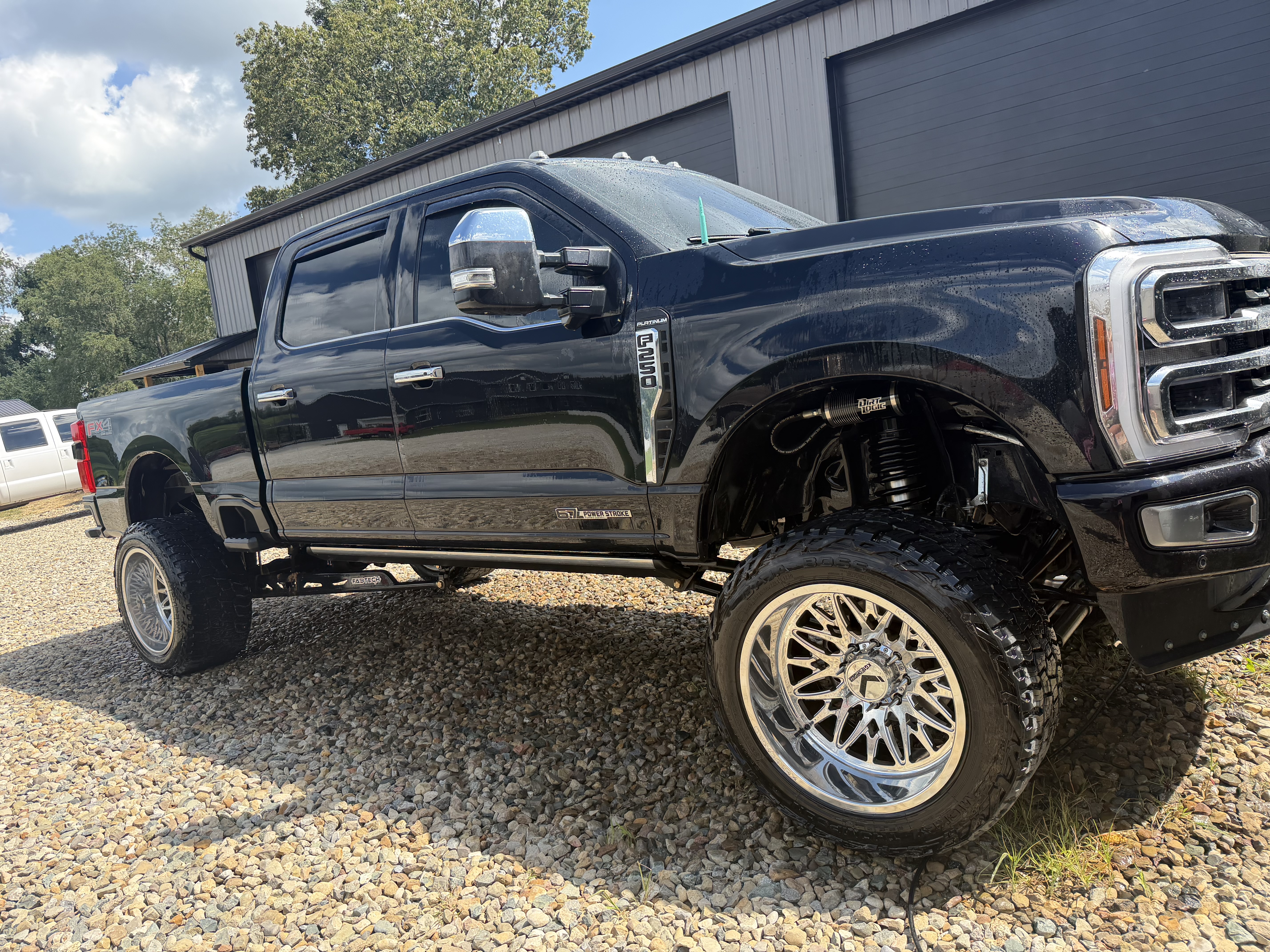 Used 2024 Ford F250 Platinum AWD/4WD image 26