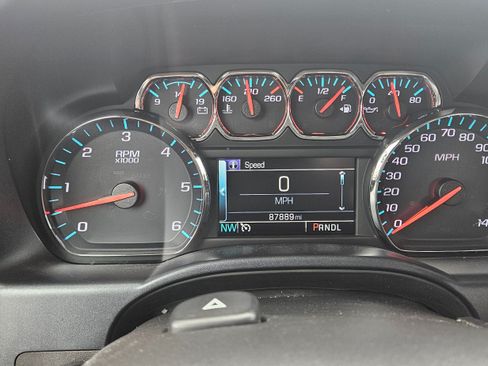 Used 2018 Chevrolet Silverado 1500 LT w/ All Star Edition image 12