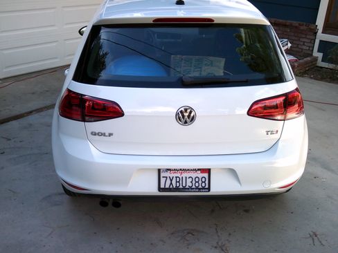 Used 2015 Volkswagen Golf SEL image 8