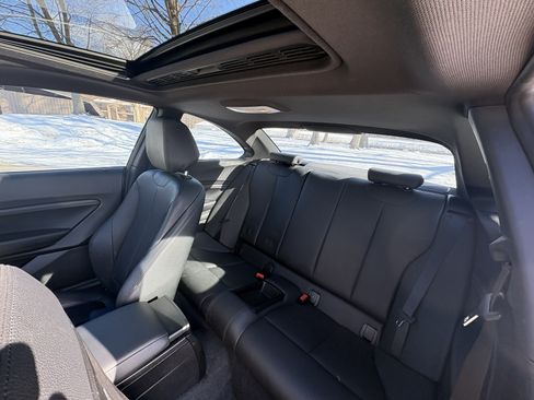 Used 2014 BMW M235i Coupe image 11