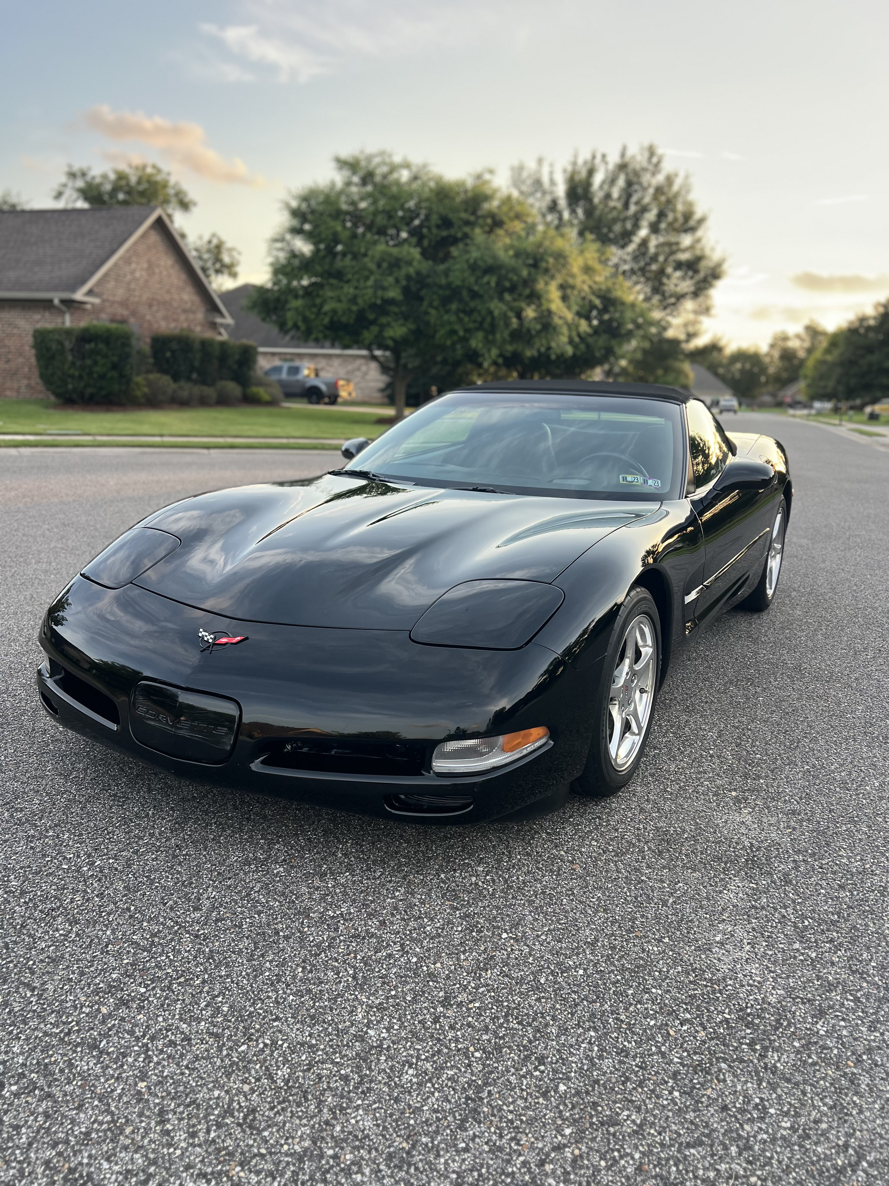 Used 2001 Chevrolet Corvette Convertible w/ Preferred Equipment Group2 RWD image 8