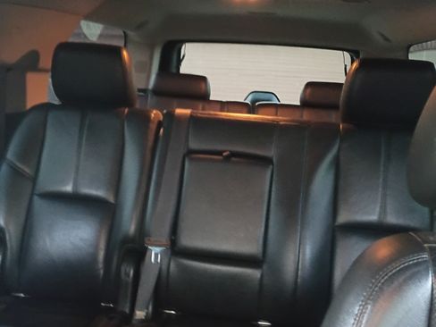 Used 2012 GMC Yukon XL SLT w/ SLT-2 Equipment Package image 11