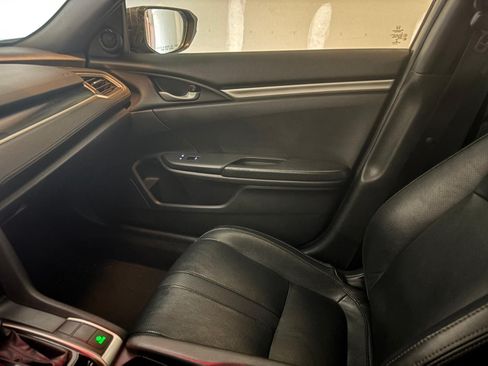 Used 2019 Honda Civic Sport image 14