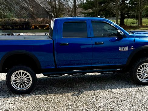 Used 2016 RAM 2500 Tradesman w/ Chrome Appearance Group image 15