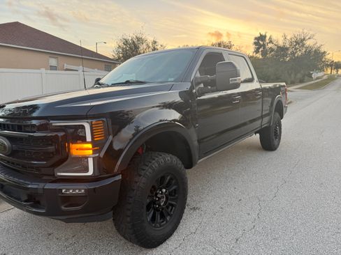 Used 2022 Ford F250 Lariat w/ Tremor Off-Road Package AWD/4WD image 2