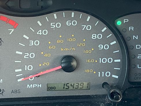 Used 2004 Toyota Sequoia Limited image 6