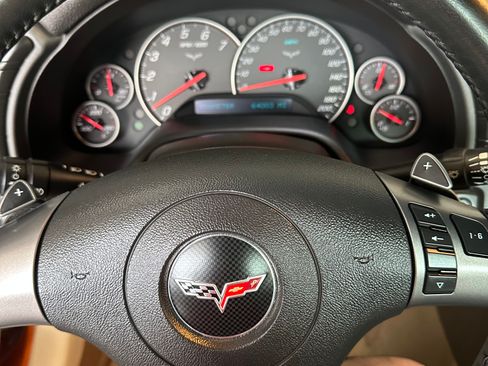 Used 2007 Chevrolet Corvette Coupe w/ Preferred Equipment Group RWD image 11