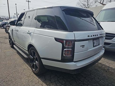 Used 2020 Land Rover Range Rover HSE image 2