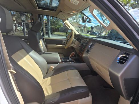 Used 2007 Ford Expedition EL Eddie Bauer image 16