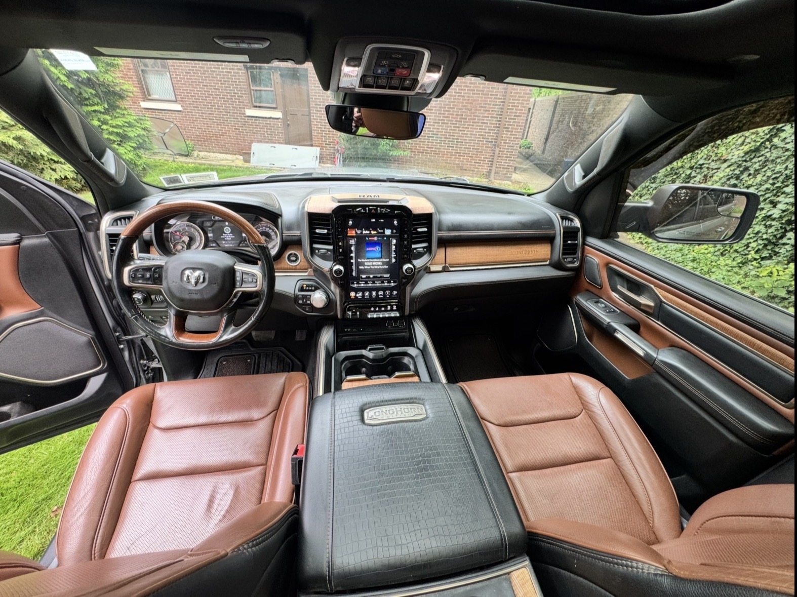 Used 2019 RAM 1500 Laramie Longhorn AWD/4WD image 10