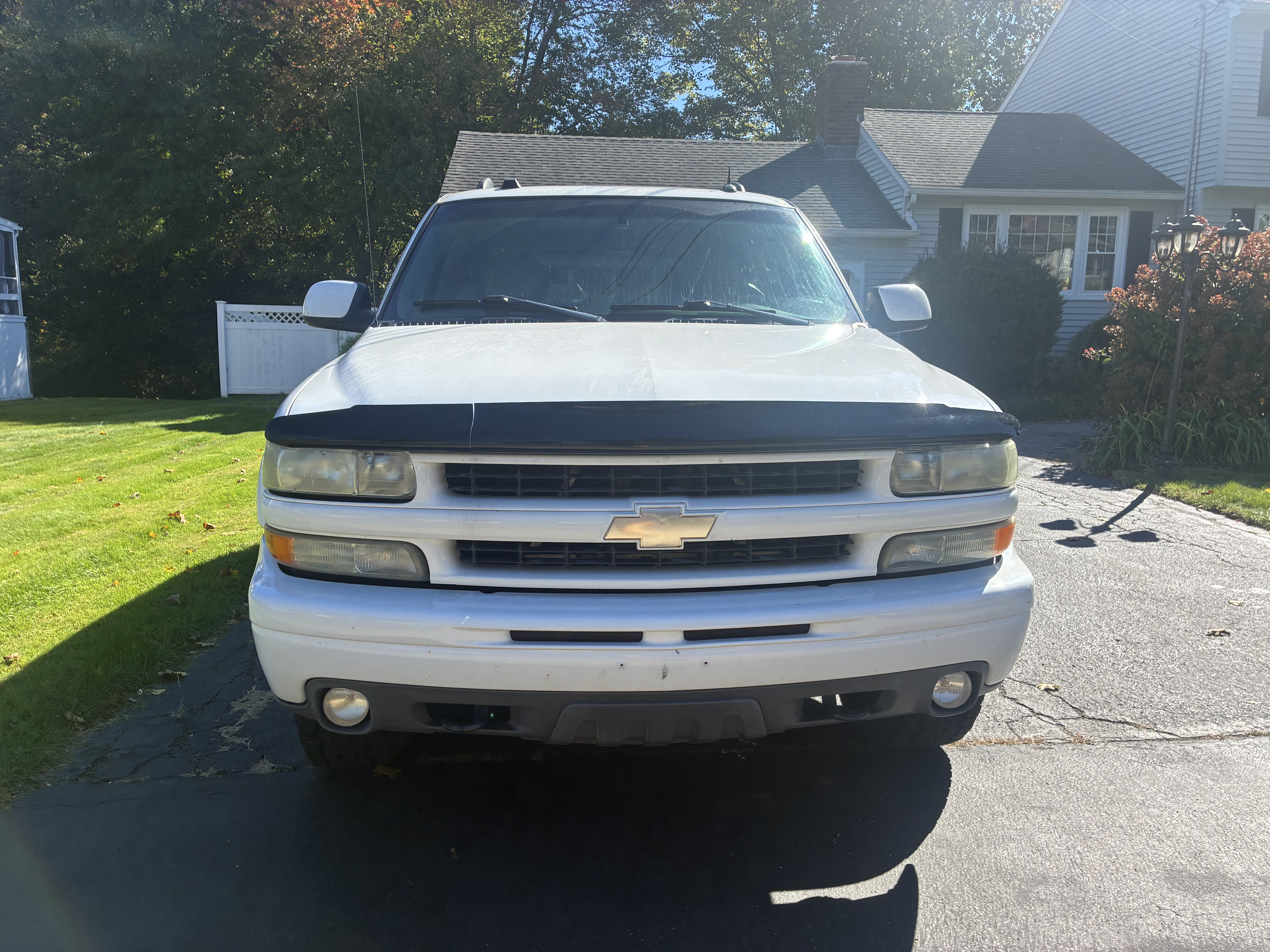 Used 2004 Chevrolet Tahoe Z71 w/ Z71 Preferred Equipment Group AWD/4WD image 5