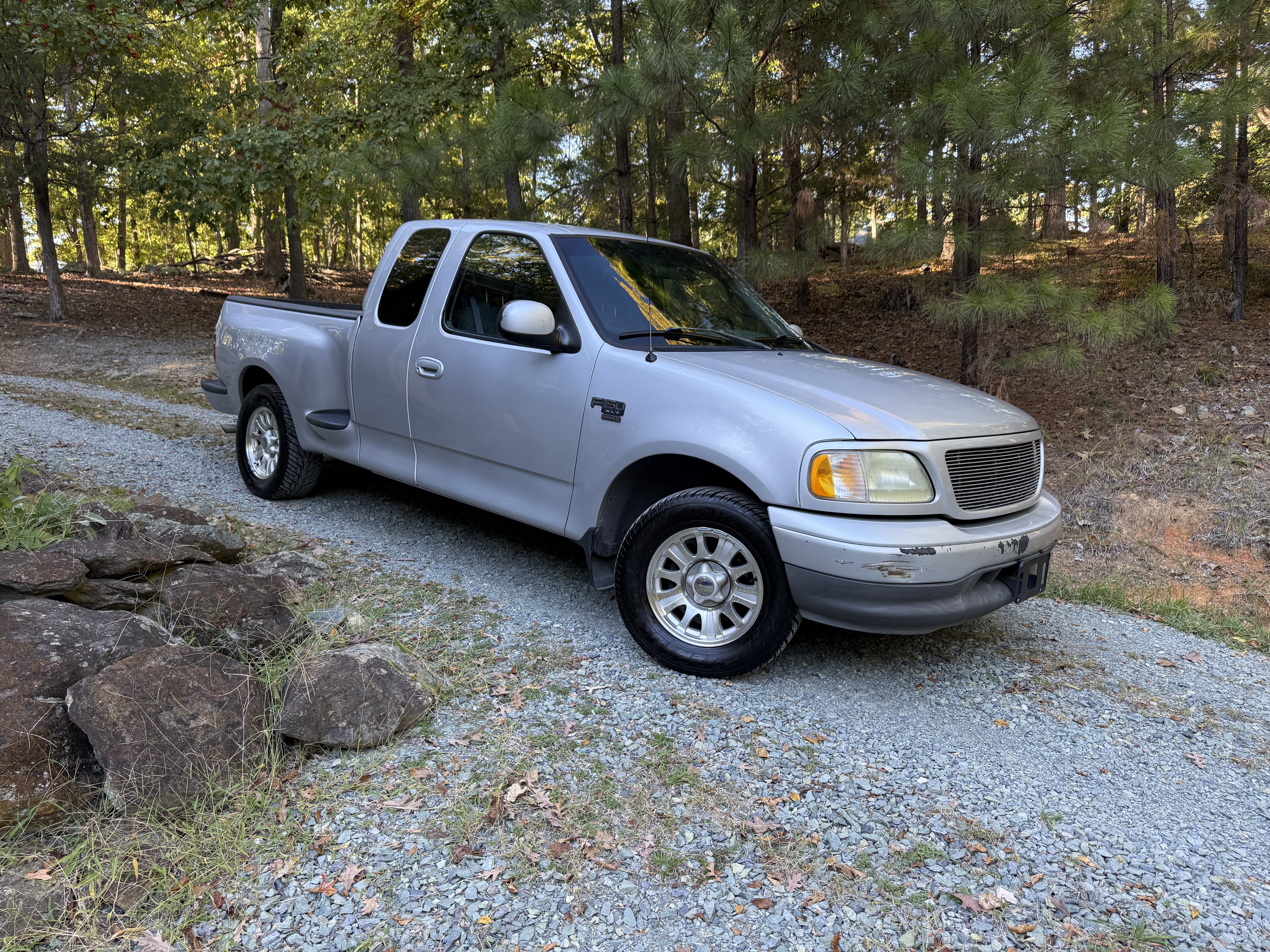 Used 2002 Ford F150 2WD SuperCab image 5