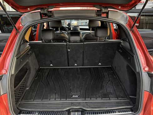 Used 2018 Mercedes-Benz GLC 300 w/ AMG Line image 12