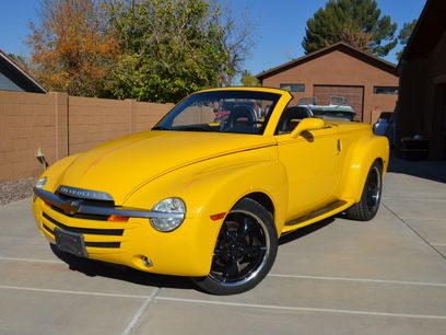 Used 2004 Chevrolet SSR w/ Preferred Equipment Group
