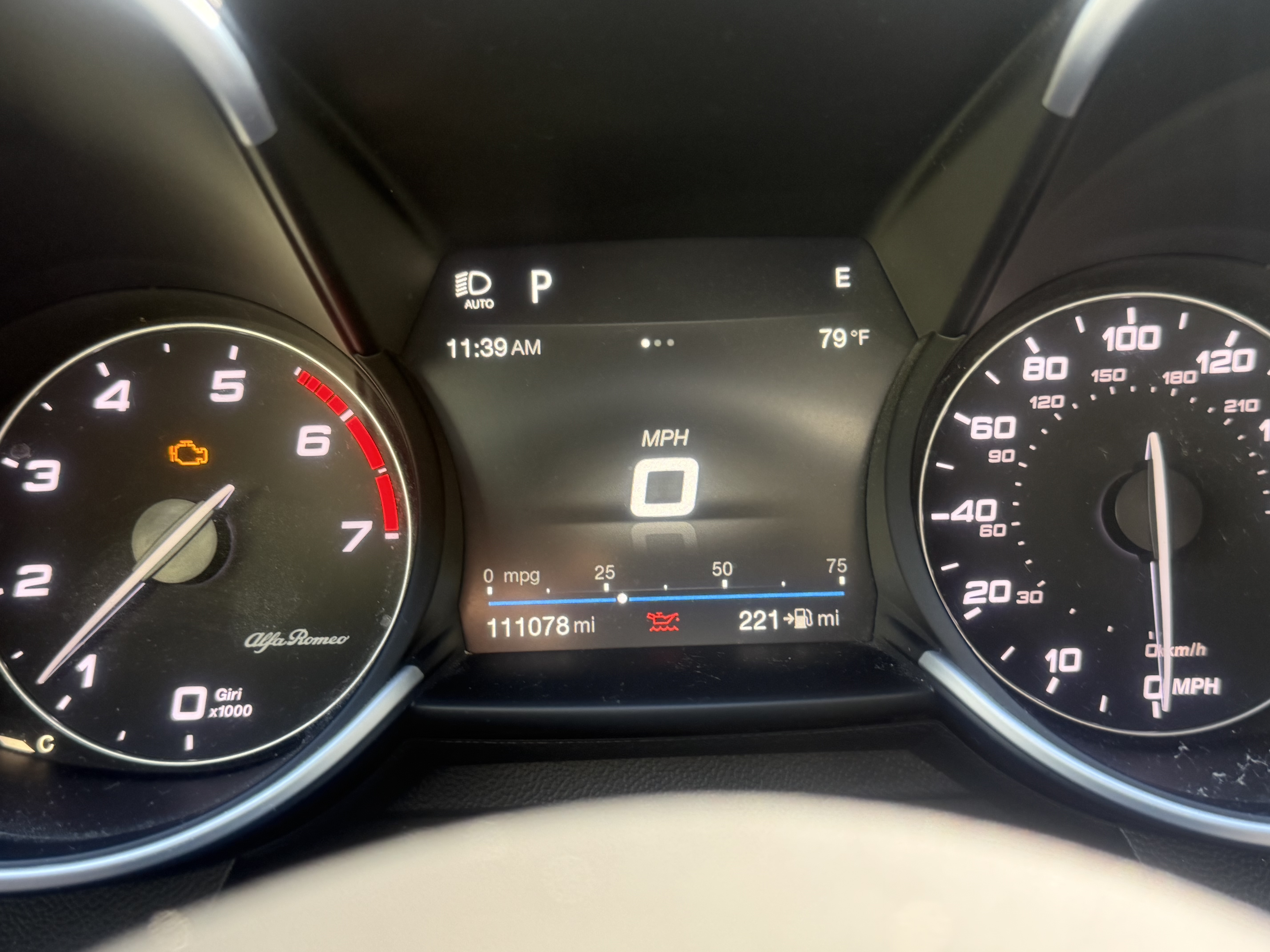 Used 2018 Alfa Romeo Giulia RWD image 16