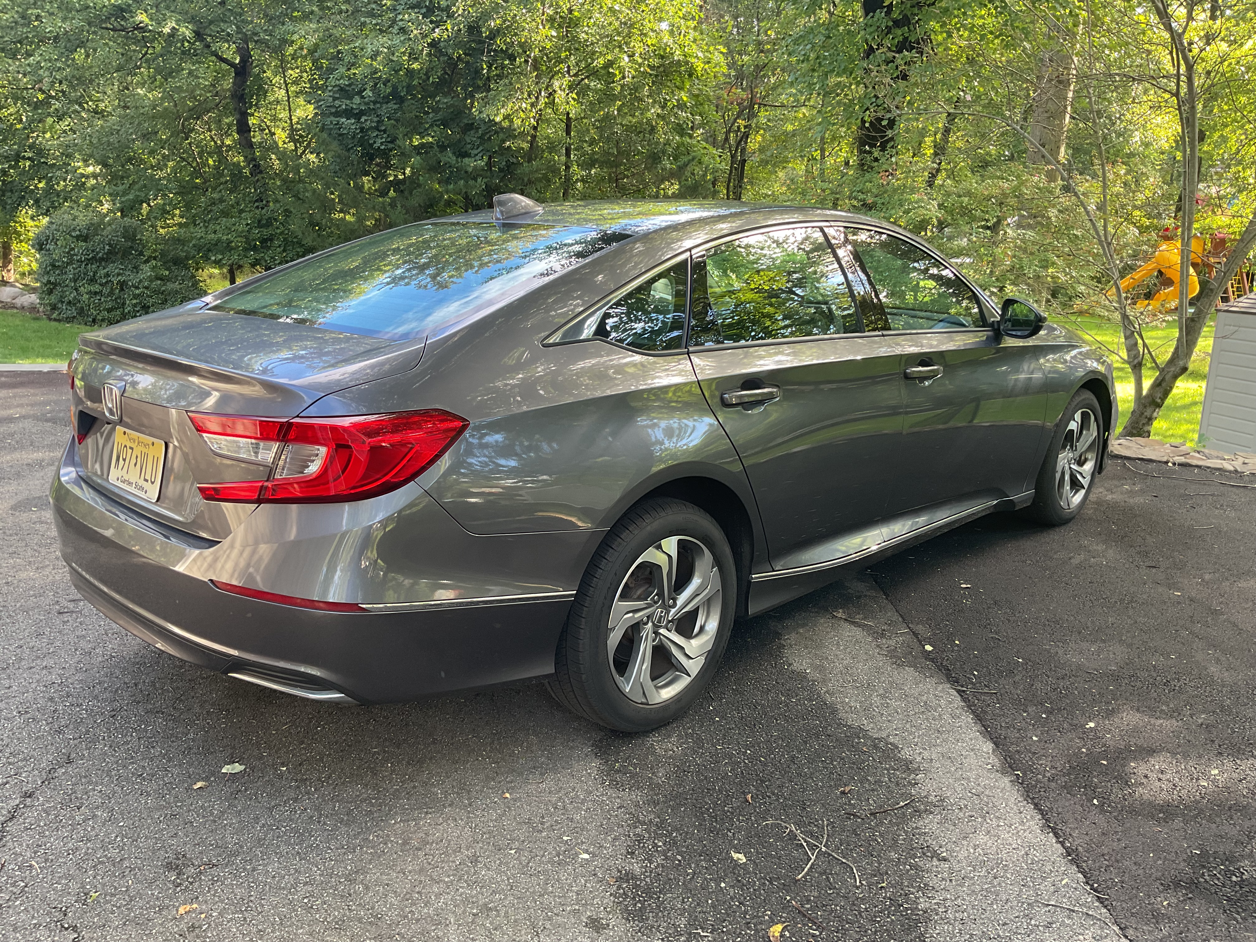 Used 2018 Honda Accord EX-L image 4