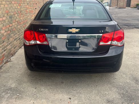 Used 2012 Chevrolet Cruze LS w/ Connectivity Package FWD image 5