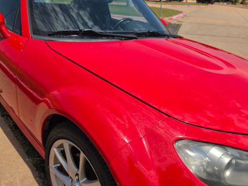 Used 2010 MAZDA MX-5 Miata Grand Touring w/ Premium Pkg RWD image 12