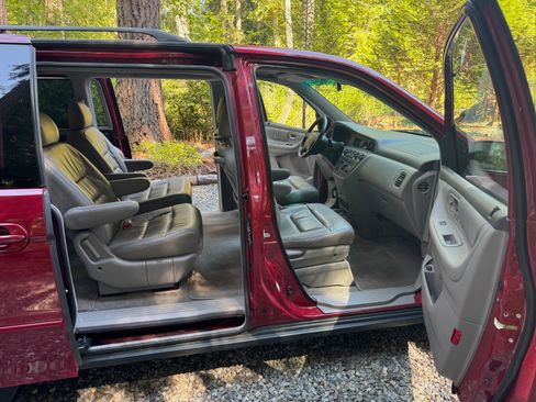 Used 2003 Honda Odyssey EX-L image 9