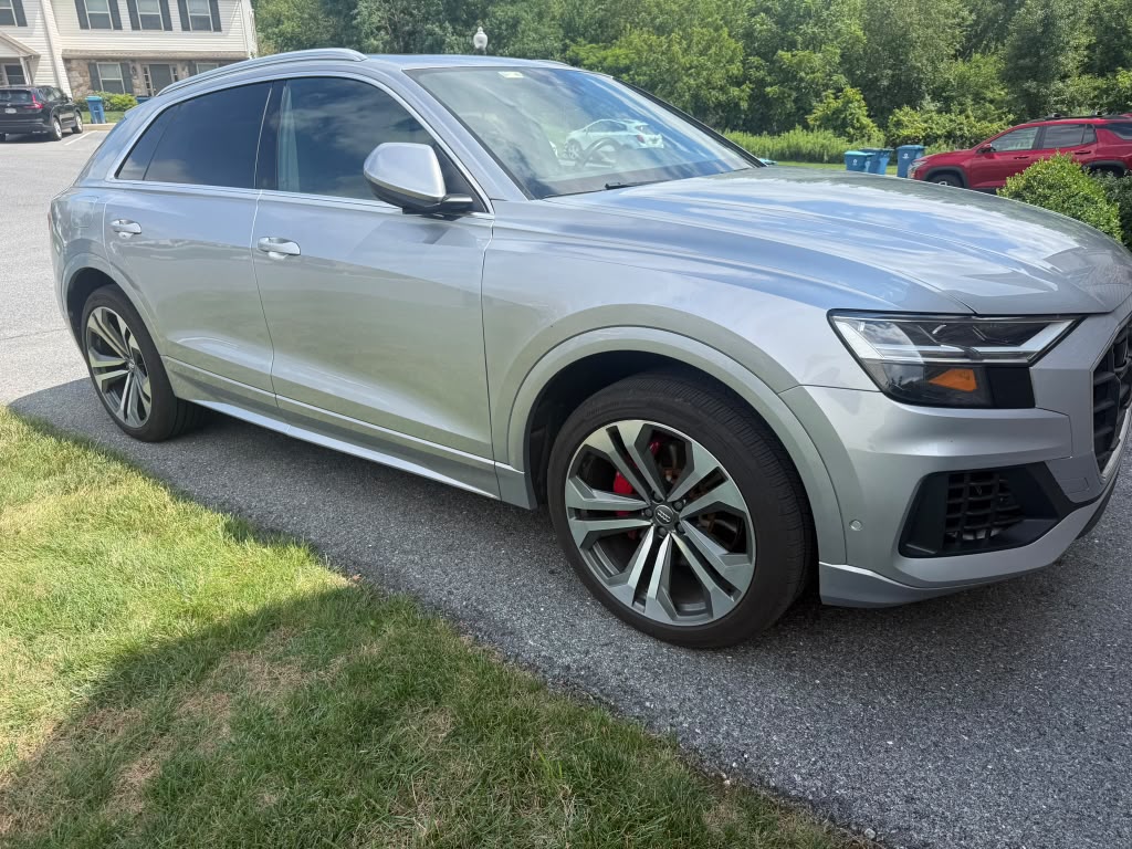 Used 2019 Audi Q8 Premium Plus w/ Premium Plus AWD/4WD image 1