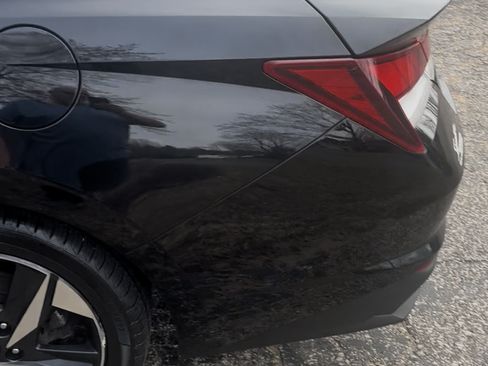 Used 2023 Hyundai Elantra SEL w/ Convenience Package image 6