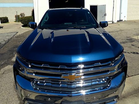 Used 2019 Chevrolet Silverado 1500 LTZ w/ LTZ Plus Package image 4