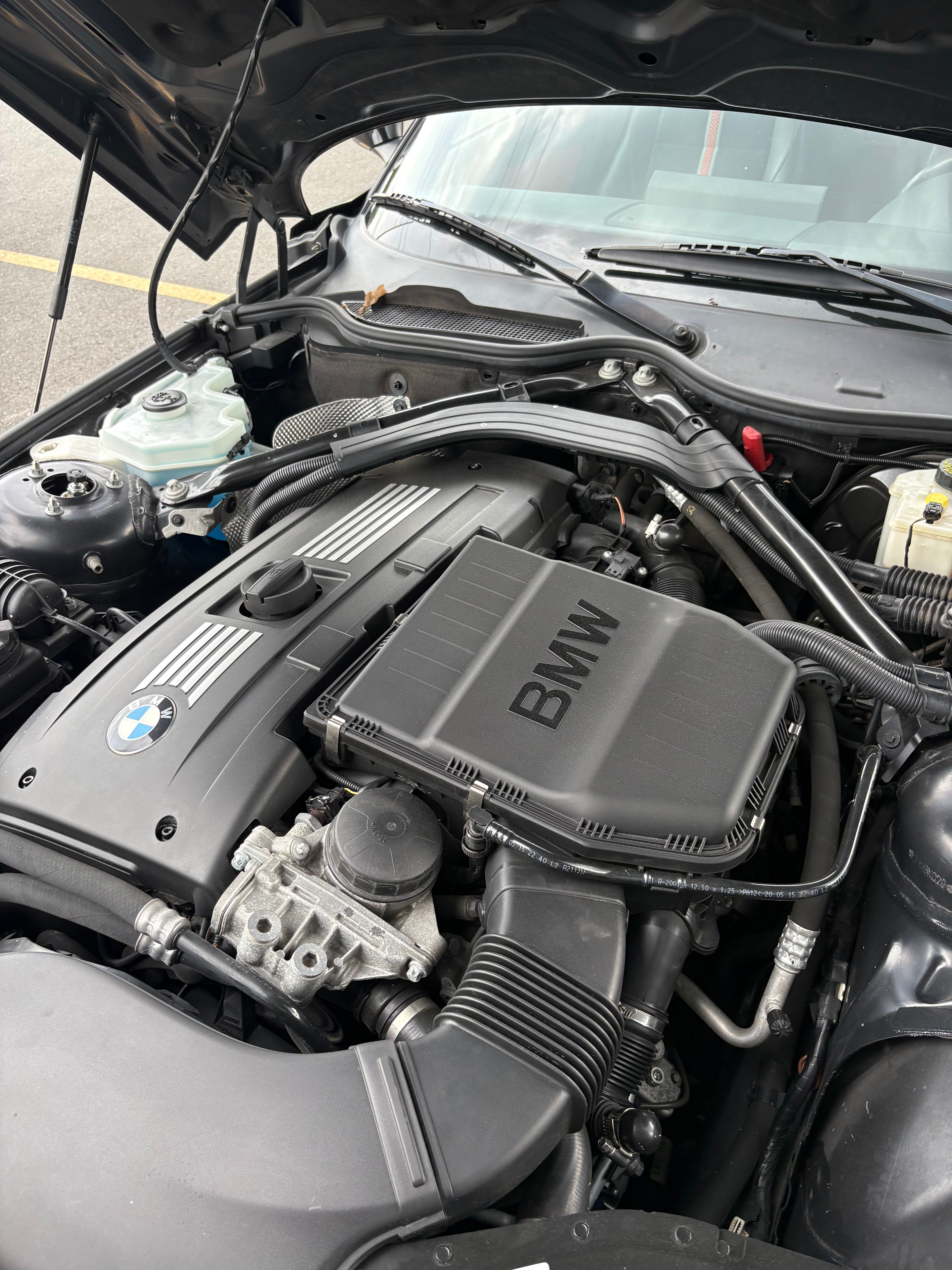Used 2016 BMW Z4 sDrive35i RWD image 14