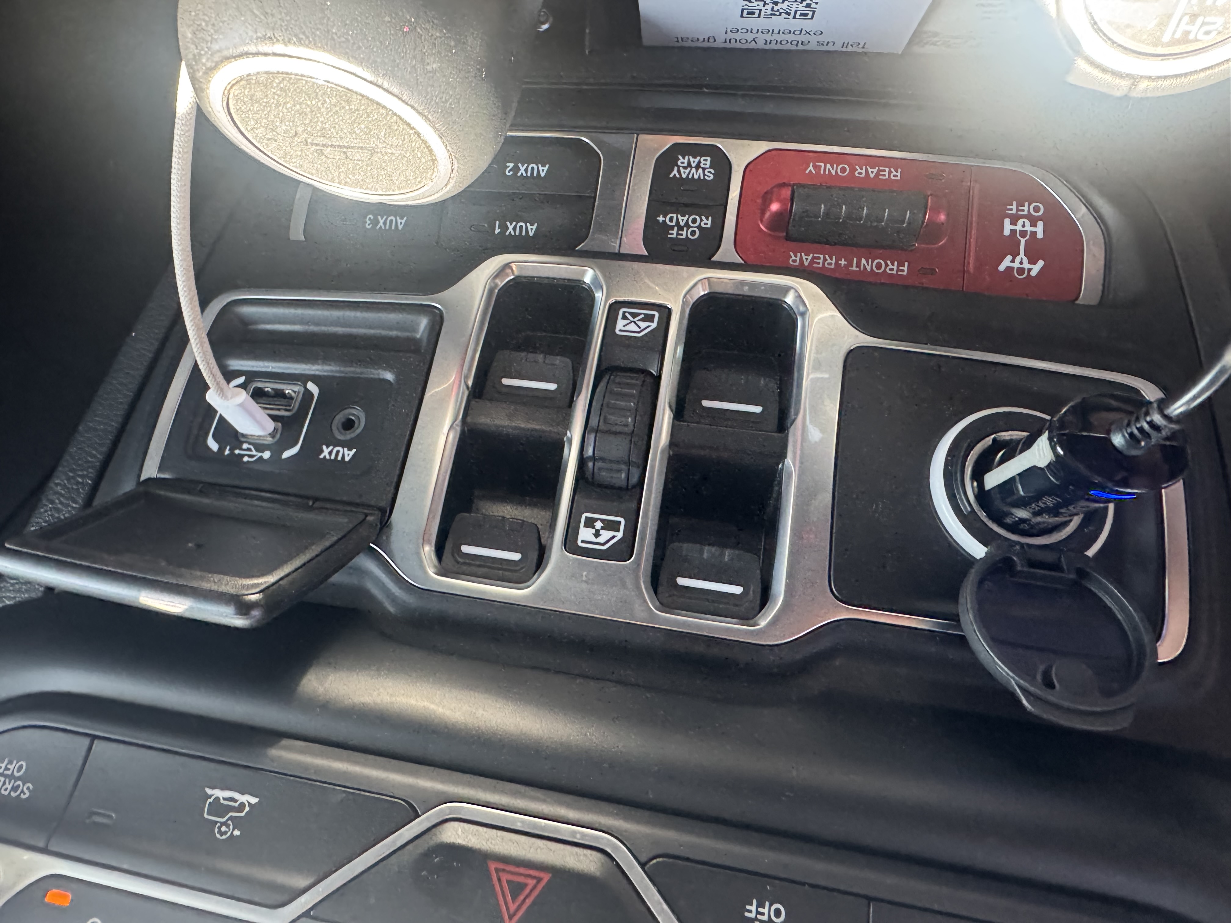 Used 2023 Jeep Gladiator Rubicon w/ LED Lighting Group AWD/4WD image 22
