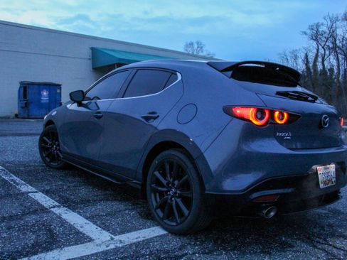 Used 2024 MAZDA MAZDA3 Hatchback w/ Appearance Package image 8