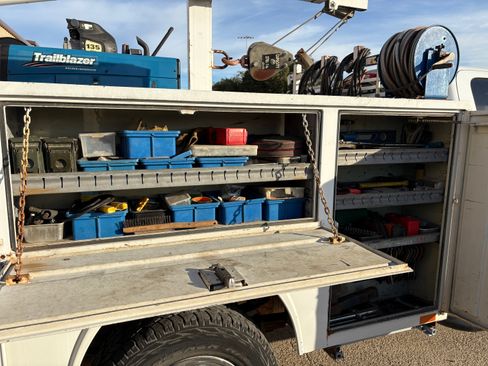 Used 2017 Chevrolet Silverado 3500 W/T image 9