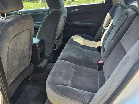 Used 2012 Chevrolet Impala LT w/ LT Sunroof Package FWD image 13