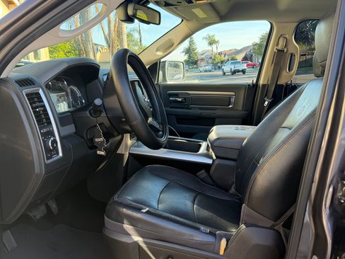 Used 2017 RAM 1500 Lone Star AWD/4WD image 5